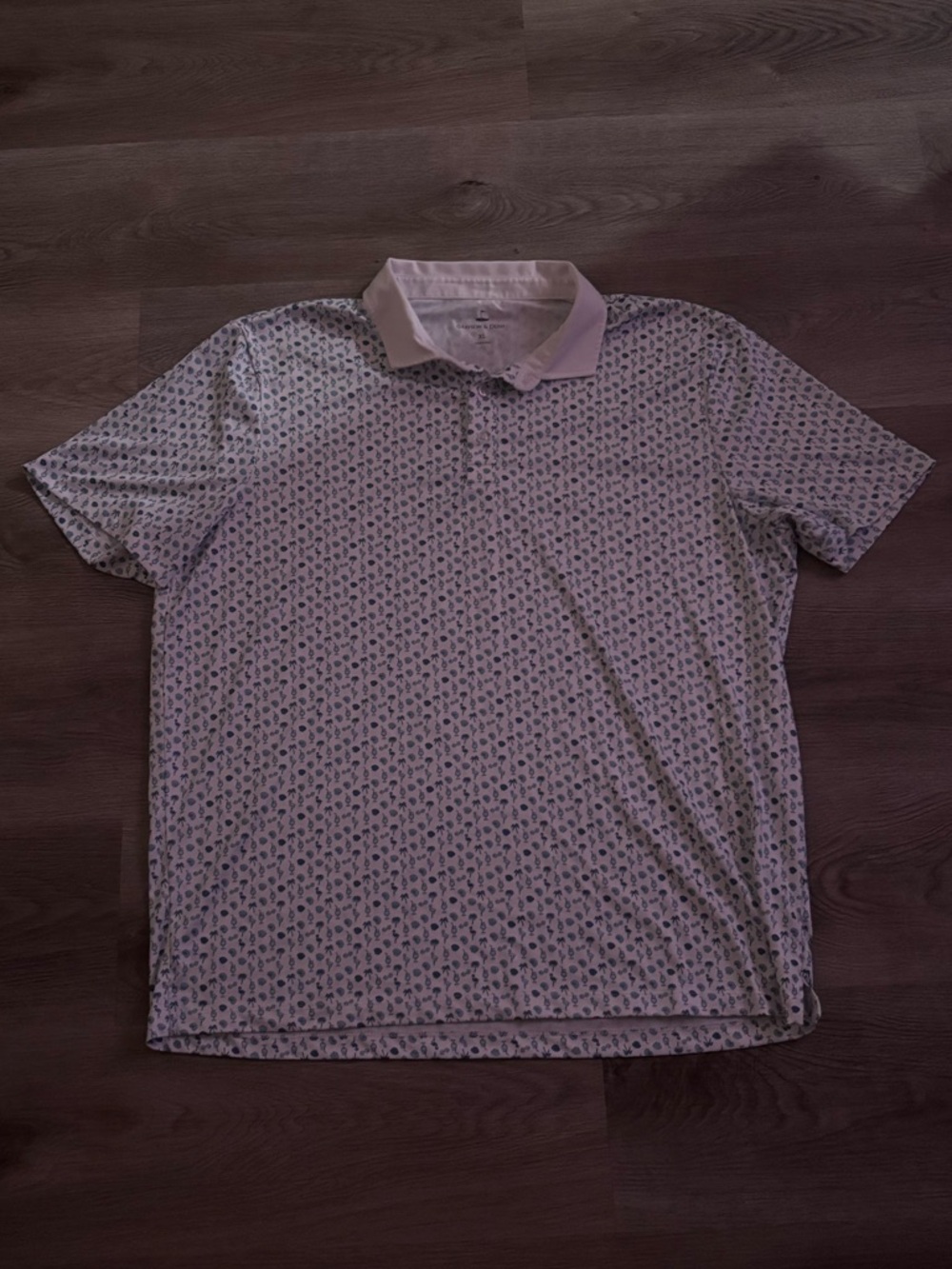 Men's White Short-Sleeve Polo with Subtle Micro-Print